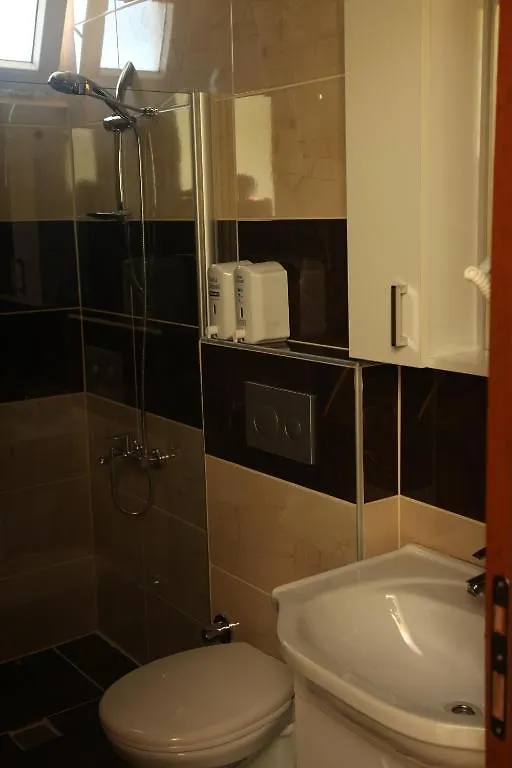 Otel Guenduez