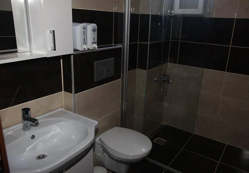 Hotel Otel Guenduez